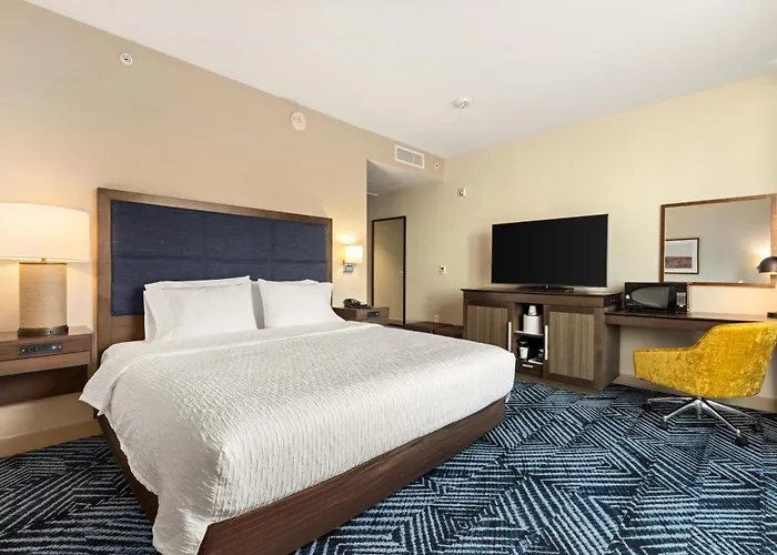 Hampton Inn & Suites Los Angeles - Glendale